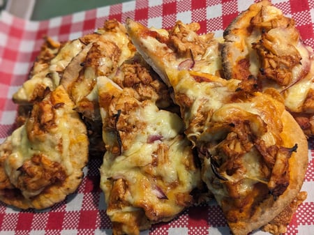 BBQ Chicken Pizza Bites | GF - Halal