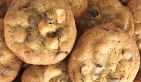 Macadamia Choc Cookies 