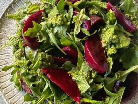 Maple beetroot salad with Pistachio and mint pesto