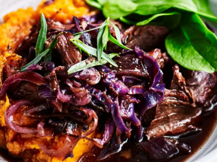 Mulled Wine Pork with Red Cabbage