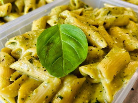 Vegan: Creamy Zucchini Pasta