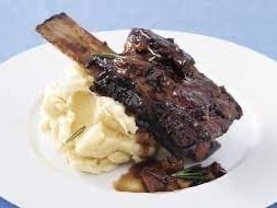 Low and Slow Beef Ribs with Creamy Mash Potato