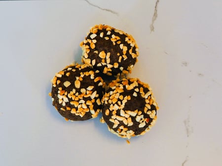Peanut and Date Protein Ball
