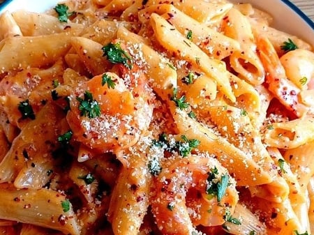 SPECIAL - Creamy Prawn Marinara Pasta