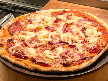 Ham, Pineapple, and Mozzarella Pizza