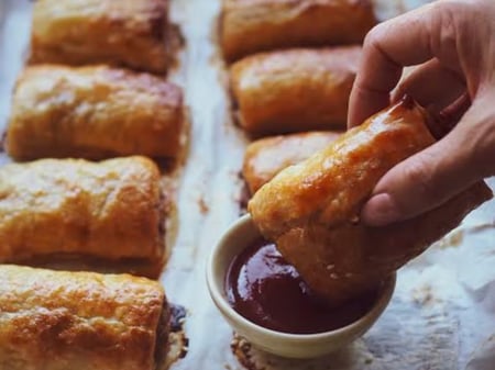 E&O Caramelised Onion Sausage Rolls