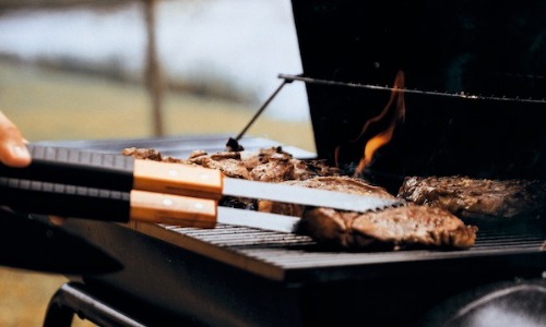 Small BBQ Box - ready to grill meats & pre-made salad