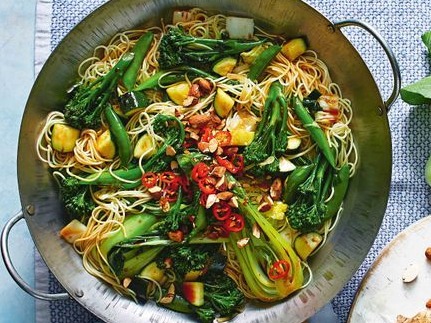 Super Green Chicken Mee Goreng