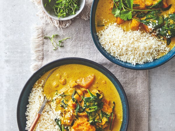 Chicken chickpea spinach cauliflower korma