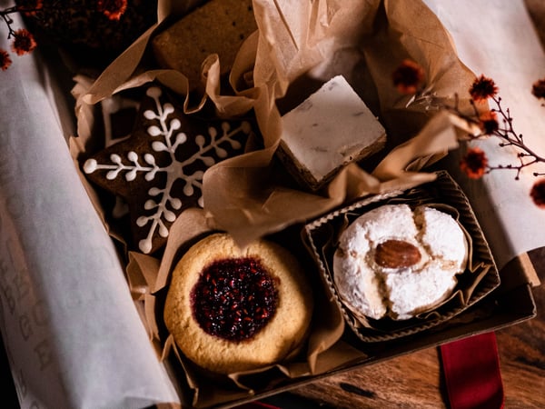 Christmas Biscuit Tin