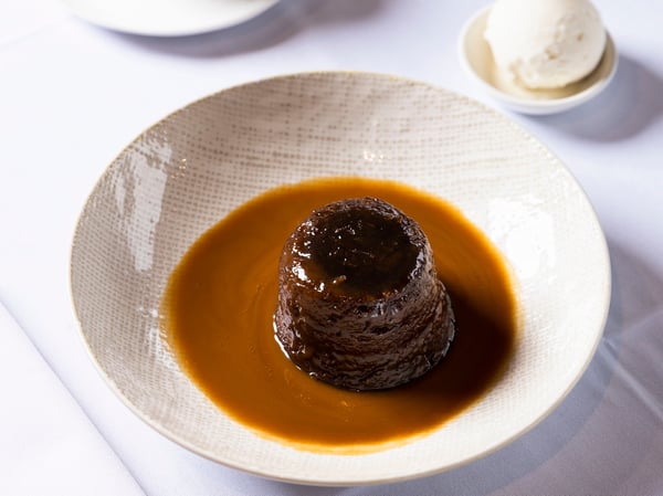 Sticky date pudding