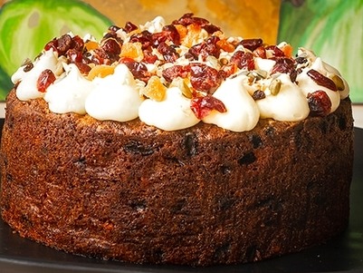 Delux Carrot Cake