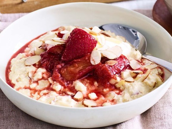 Chia Bircher Bowl with Berry Compote