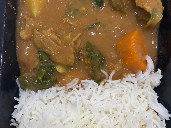 Lamb Rogan Josh with Spinach, Basmati Rice & Mango Chutney