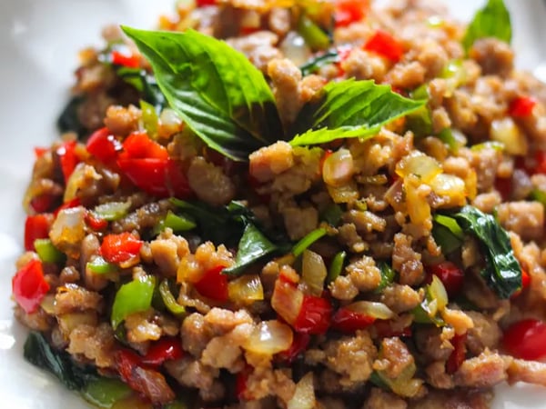 Chicken Mince Stir Fried With Thai Basil | Gà Bằm Xào Lá Quế