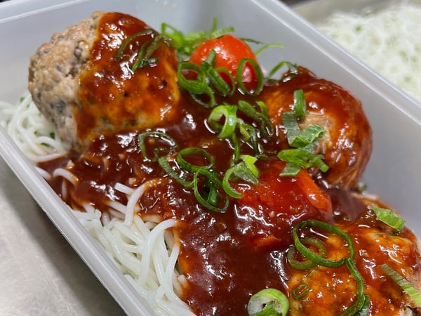 Ginger Pork Meatballs with Sweet & Sour Sauce Vegetables & Rice Noodles