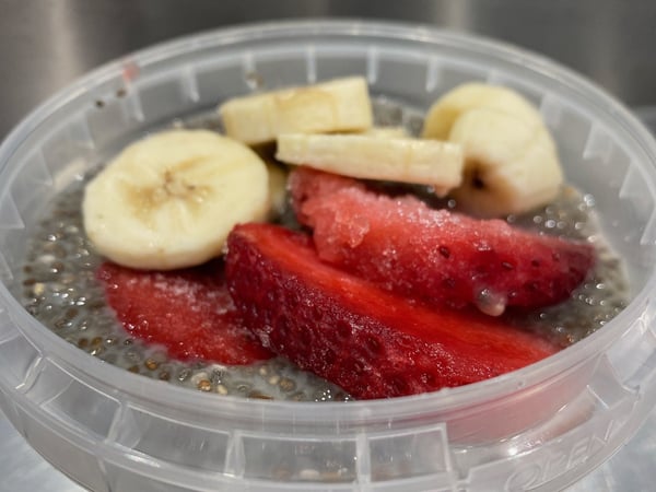 Chia Pudding with Strawberry & Banana 362 Cal