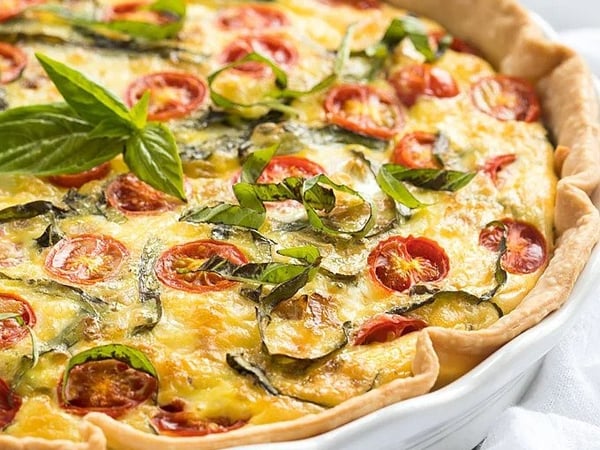 Family Tomato, Bacon & Cheese Quiche