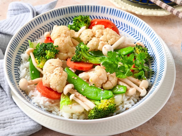 Vegetable Stir-Fry with Brown Rice | 蔬菜炒饭