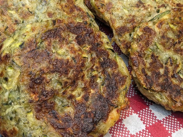 Halloumi, Zucchini & Sesame Fritters | GF - DF - Vegetarian - Halal - LoFo