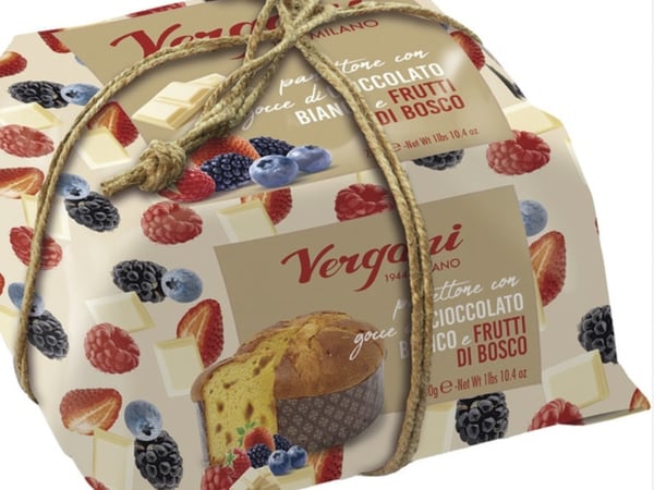 Vergani Wildberries and White Chocolate Drops Panettone