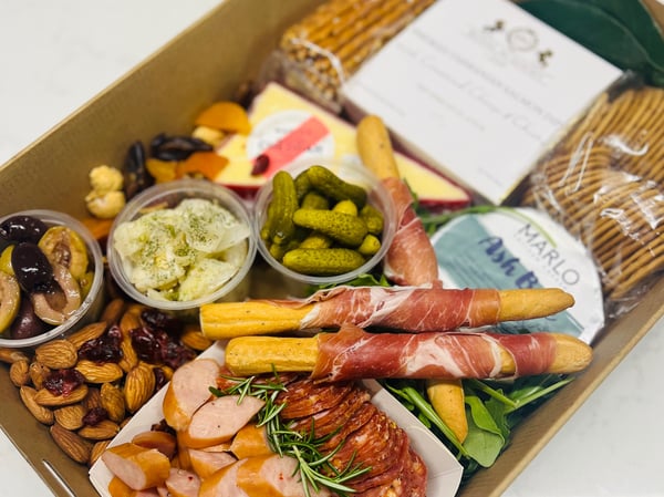 signature grazing box