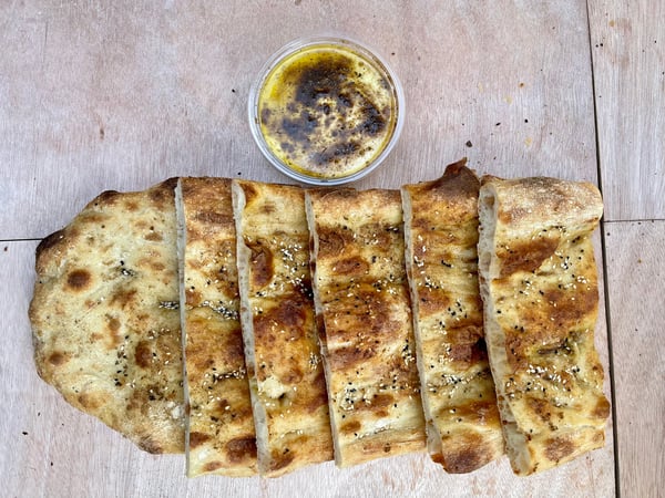 Turkish Bread & Hummus