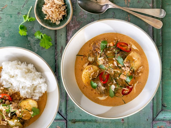 Frozen Thai beef massaman curry, potatoes & coriander, jasmine rice