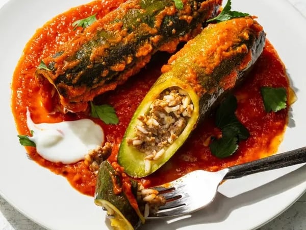 Kousa Mihshi (Lebanese Stuffed Squash)