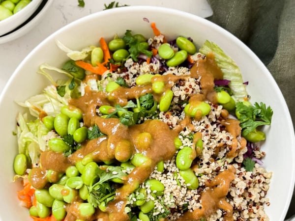 Crunchy Thai Peanut salad with quinoa