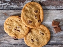 Giant Chocolate Chip Cookies