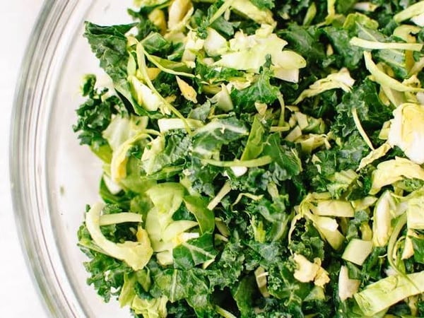 Japanese Raw green salad with seaweed and a tahininand miso dressing