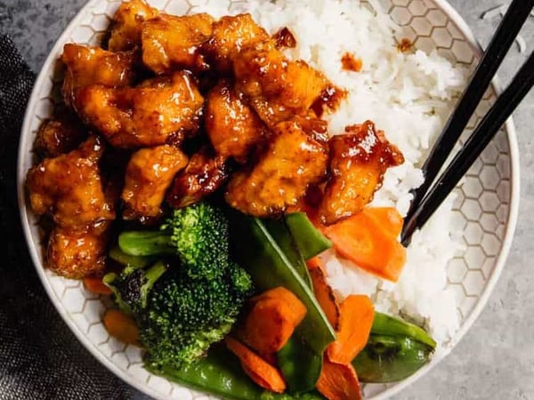 Sweet & Sour Chicken w/ Rice