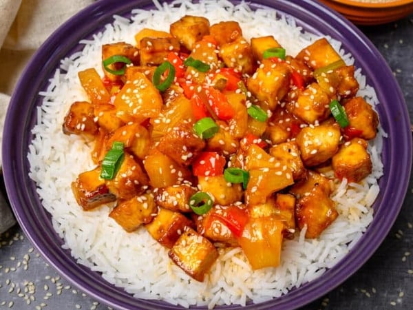 Sweet and Sour Tofu With White Rice