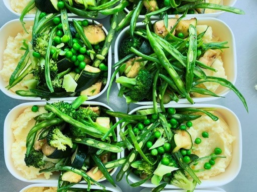SEASONAL GREENS & MASH POTATO