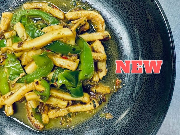 S65. 新 青椒炒鱿鱼 Stir-fried Squid w. Capsicum