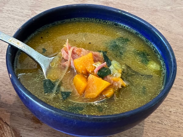 Nourishing ham hock and vegetable soup *Frozen*