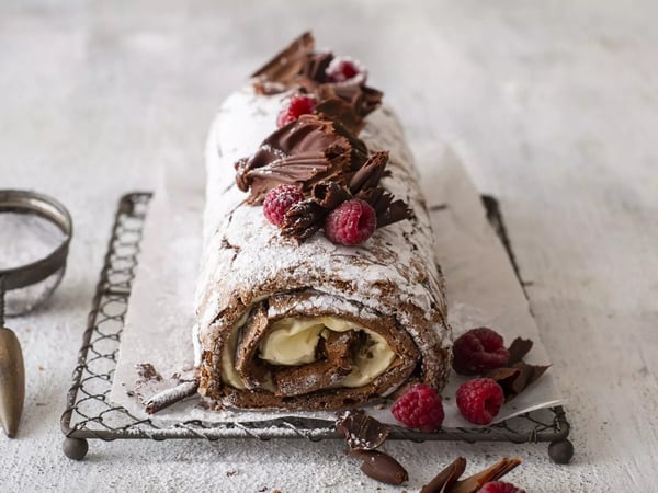 Chocolate Roulade with Cream