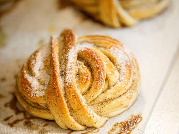 Cardamom Bun