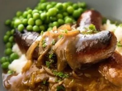 Sausages & Brown Onion Gravy