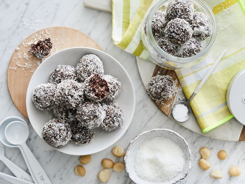 Cookie dough bliss balls