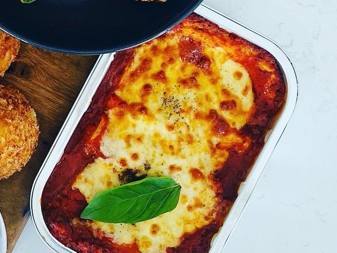 family size spinach and ricotta cannelloni