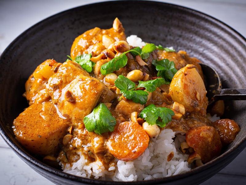 Massaman Chicken curry (frozen)