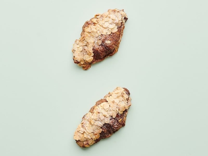 Almond Croissant Pack