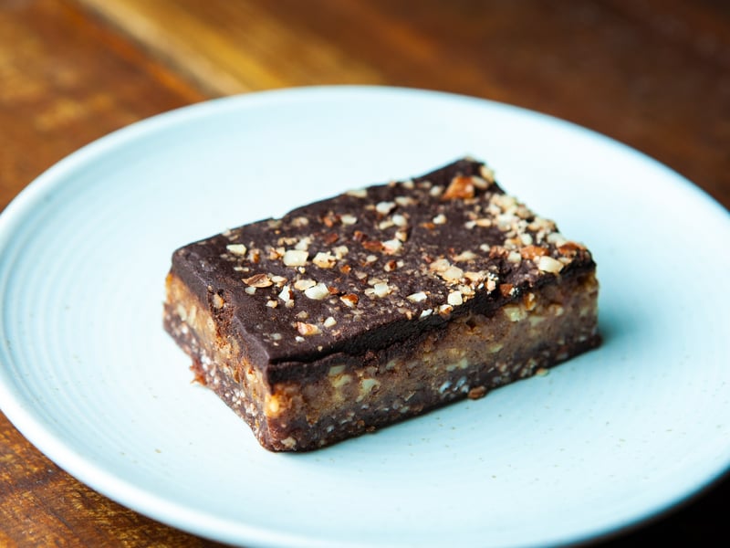 Raw Caramel Slice