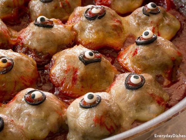 Creepy Eyeballs (Turkey Meatballs)