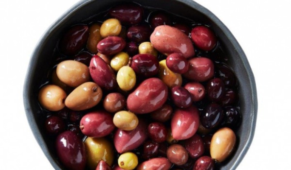 Al Dente Marinated Olives