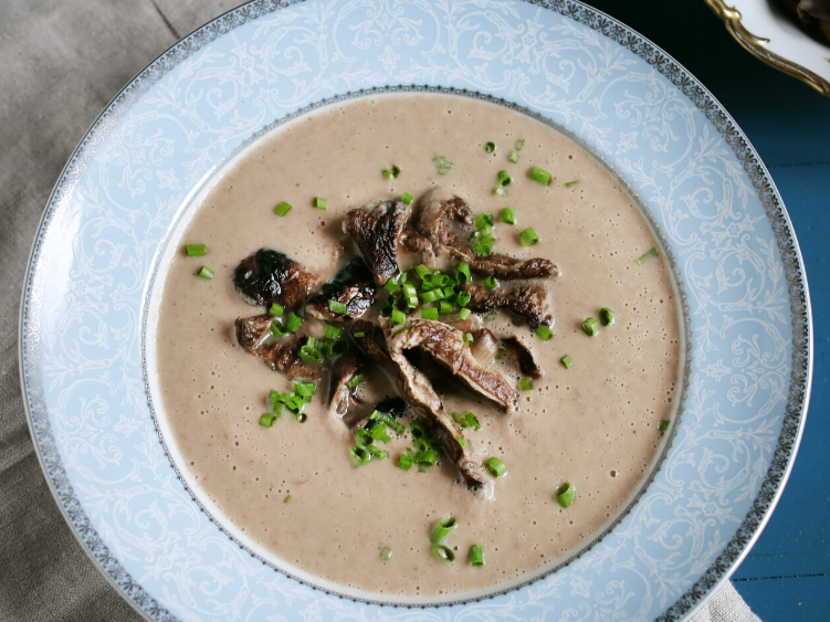 Creamy Mushroom & Garlic Bone Broth Soup (GF) (DF) (P)