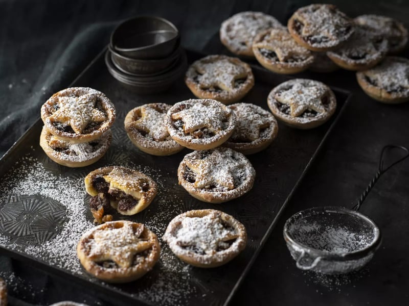 Classic Fruit Mince Pies