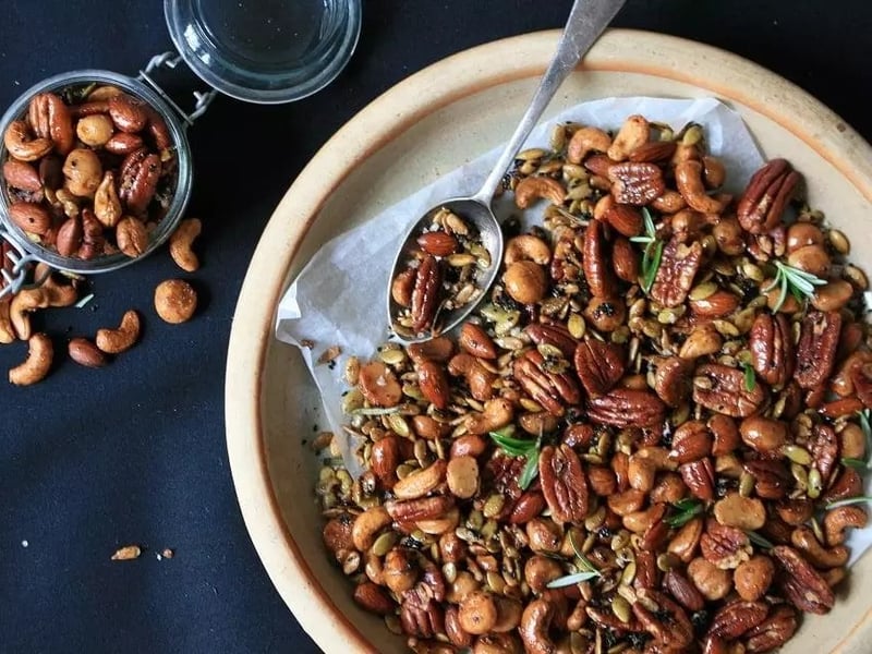 Sweet & Spicy Christmas Nut Nibbles